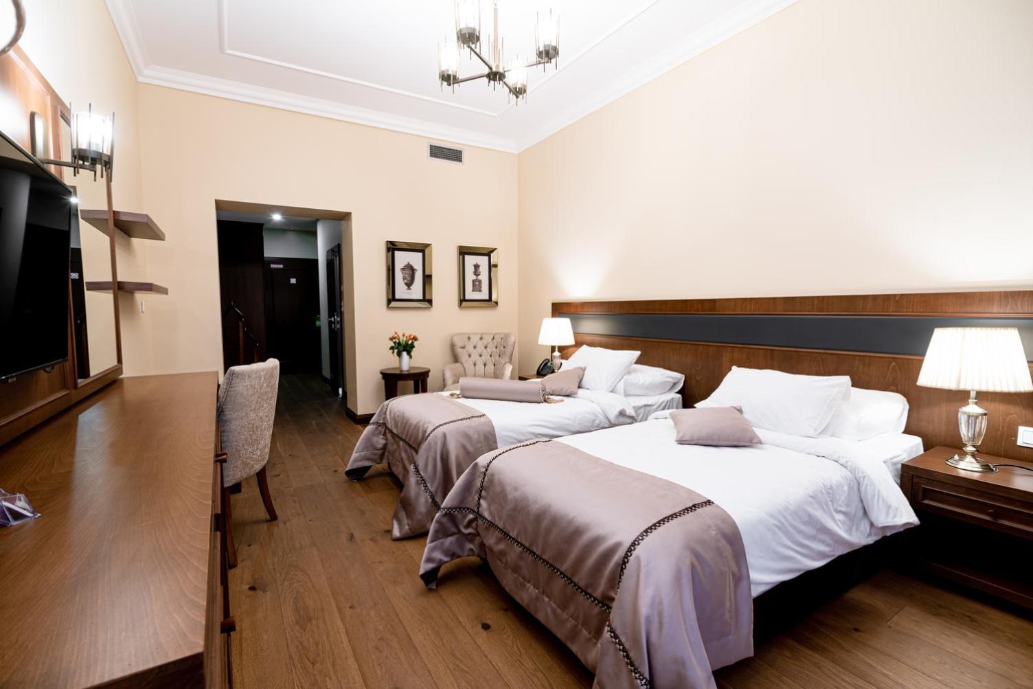 Hotel Michael'S Palace Kosice Exterior photo