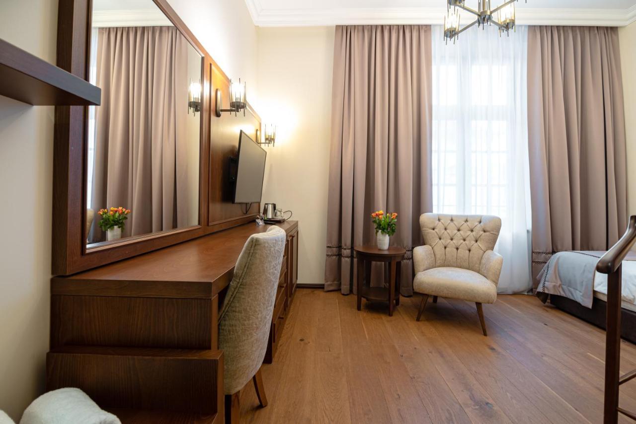 Hotel Michael'S Palace Kosice Exterior photo